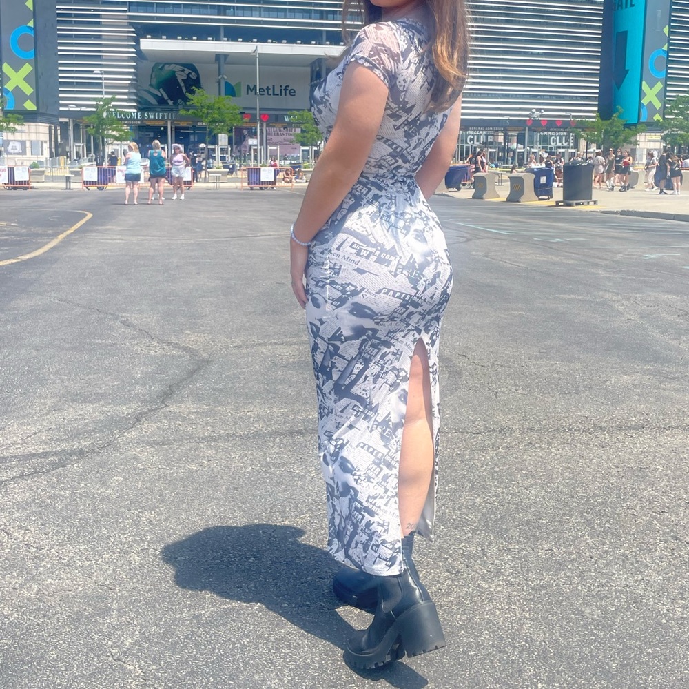 Princess Polly Read About It Ruched Bodycon Maxi Dress - Picture 8 of 10